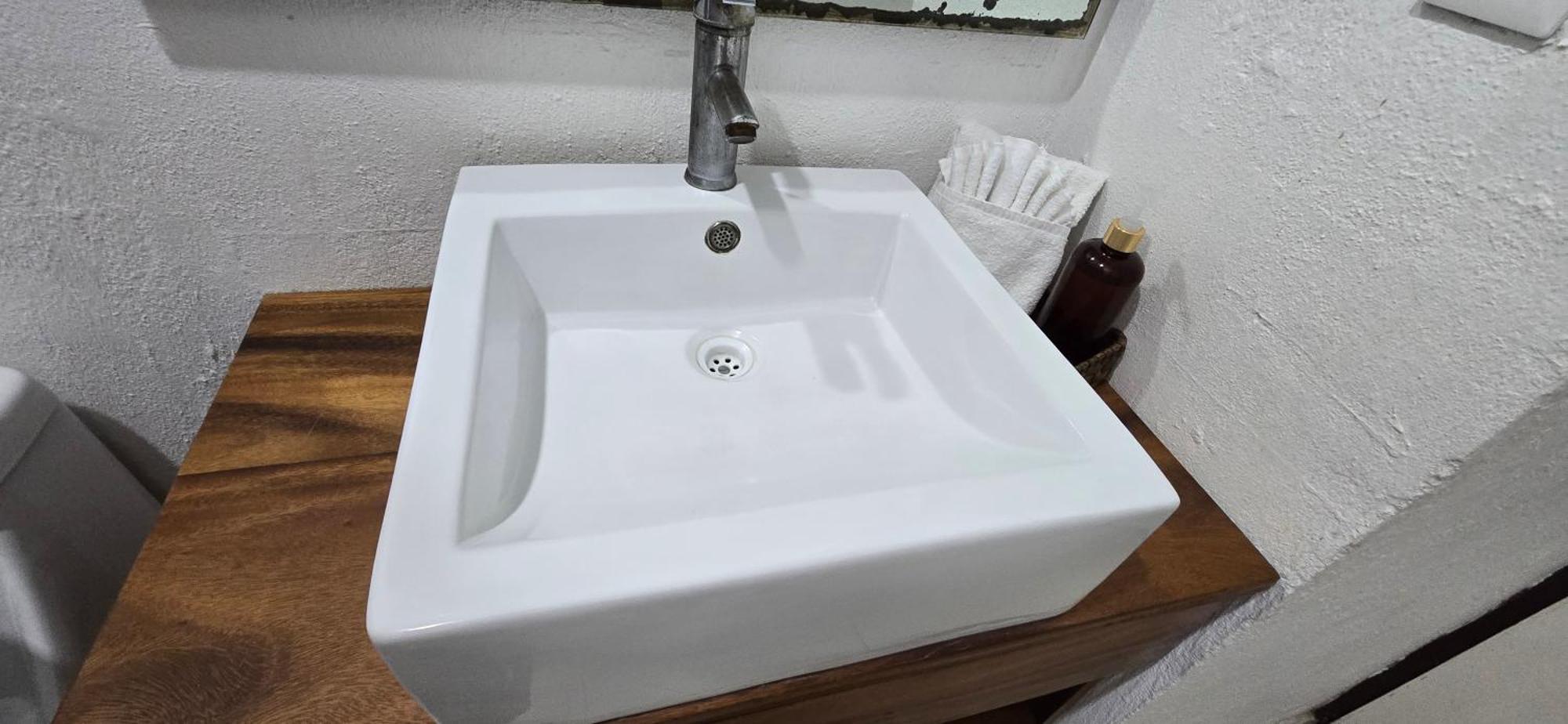 Magnifico Departamento, Cocina Equipada, 2 Recamaras 2 Banos , Hasta 6 Personas, 3 Albercas, Playa A 50 Mts Wifi, Aire Acondicionado Lägenhet Manzanillo Exteriör bild